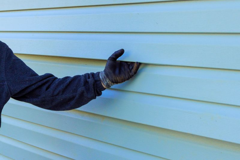Vinyl Siding Installation Crew
